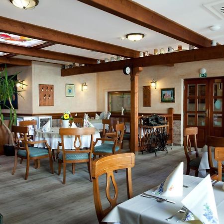 Wellness Hotel Ida Františkovy Lázně Exteriör bild