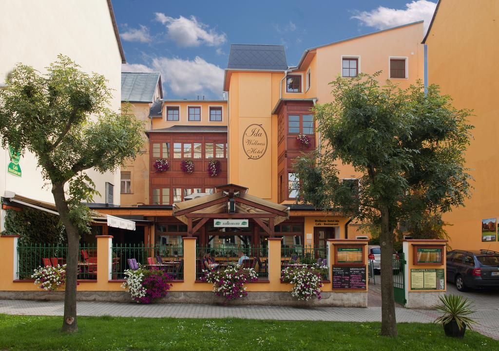 Wellness Hotel Ida Františkovy Lázně Exteriör bild