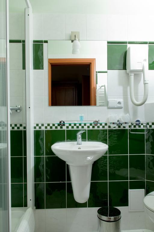 Wellness Hotel Ida Františkovy Lázně Exteriör bild