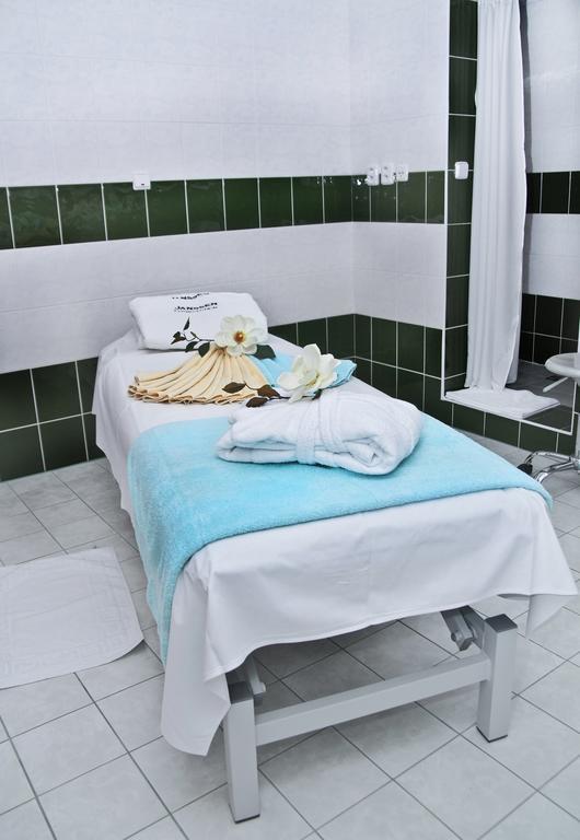 Wellness Hotel Ida Františkovy Lázně Exteriör bild