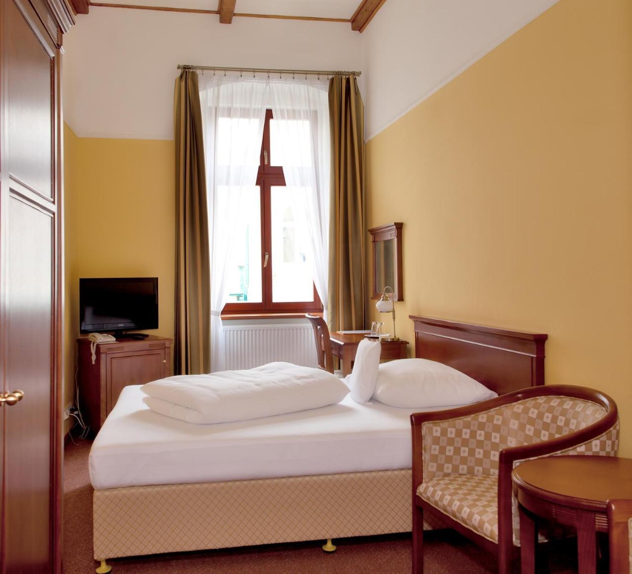 Wellness Hotel Ida Františkovy Lázně Exteriör bild